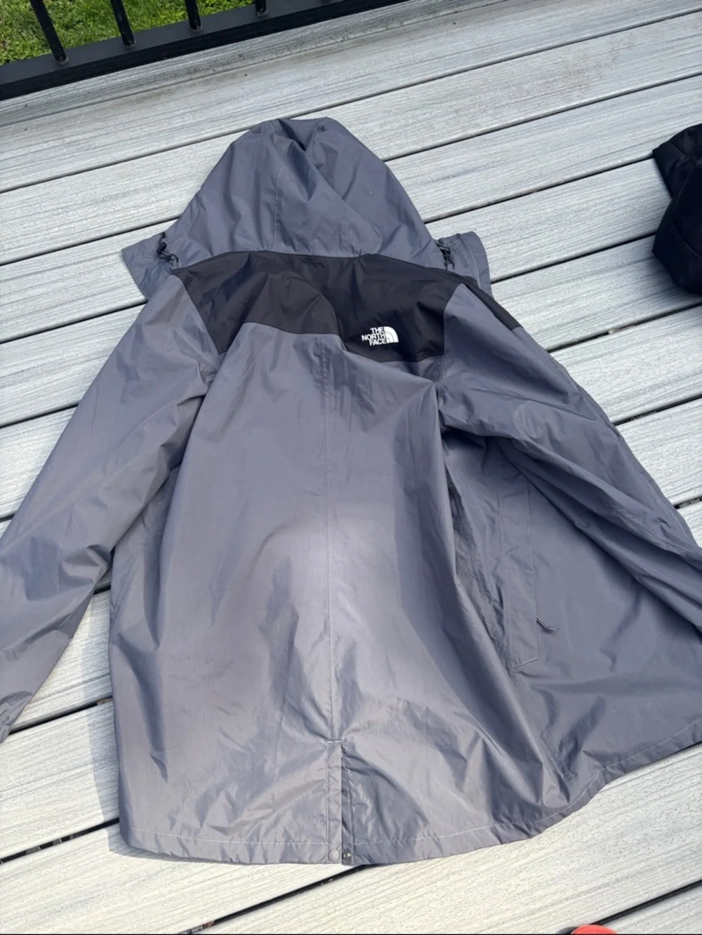 Men’s Antora Rain Parka is waterproof, breathable, the north face